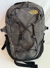 Zaino The North Face Borealis nero oro scuola escursionismo cinghie regolabili