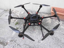 DJI S800 CON CARRELLI TUTTO