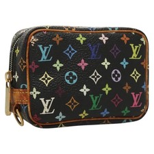 LOUIS VUITTON Trousse Wapity