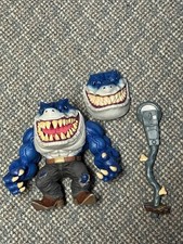Mondo ripster street - street, sharks
