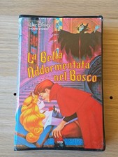 LA BELLA ADDORMENTATA NEL