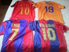 4 MAGLIE : MESSI  ,  RAUL  , FIGO ,  RONALDINHO  !!!!