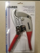 Tagliatubi per tubi in