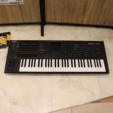 YAMAHA Motif XF6
