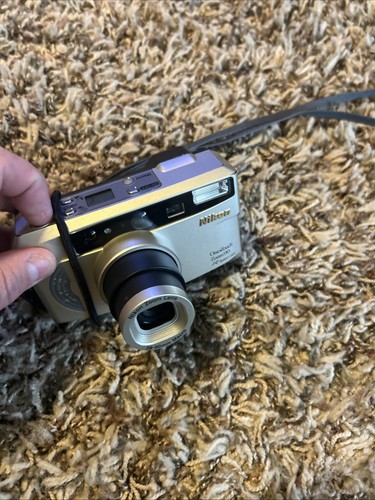 Nikon one touch zoom af - one,