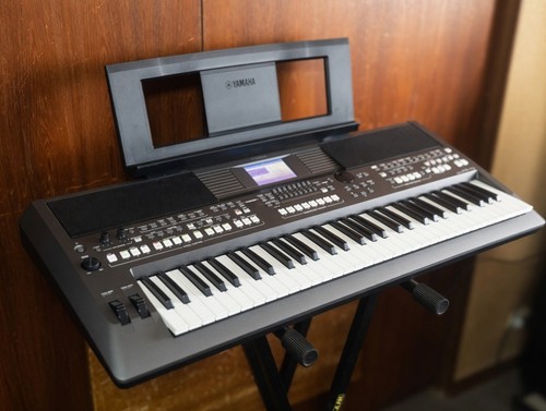 Yamaha psr s670 workstation - yamaha,
