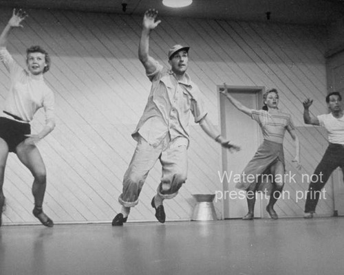Photo 8x10 dancing - 8x10, rehearsals