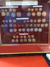 quadro con monete italiane