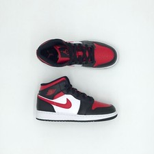 Air Jordan 1 Mid Black Fire