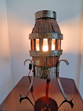 Antica ruota carrello lampada
