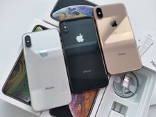 Apple iPhone XS - 64GB / 256GB