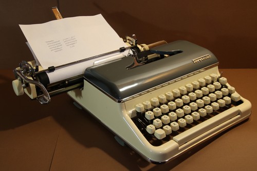 Macchina scrivere vintage - scrivere,