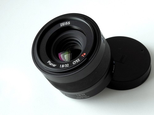 Zeiss touit f1 8 - zeiss, 32