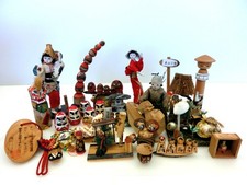 Bambole in legno kokeshi