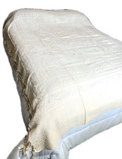 Elegante letto damascato getto