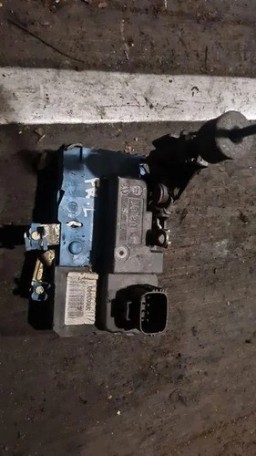 Serratura porta anteriore