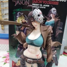 Statua film horror freddy - freddy, vs