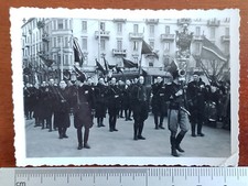 FOTO PARATA FASCISTA GIL