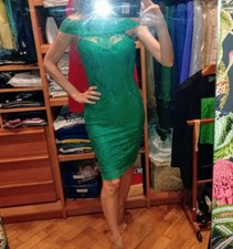 Abito verde smeraldo in pizzo