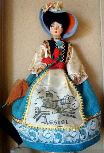 Bambola souvenir assisi - bambola,