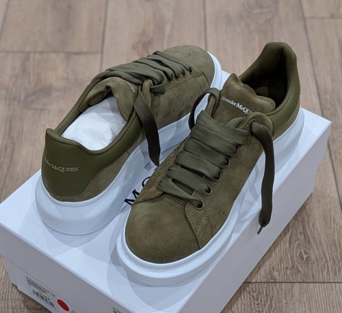 830 alexander mcqueen - $830,