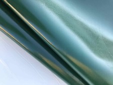 Pelle canguro colore verde