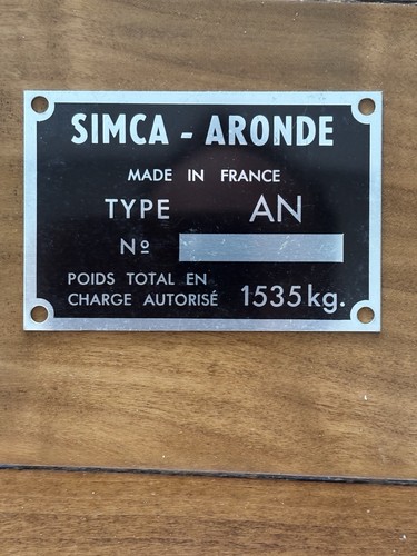 Plaque constructeur - plaque,
