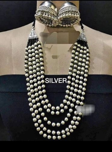 Collana strati con - strati, cc