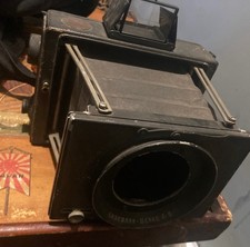 Antica macchina fotografica