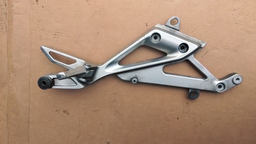 Platine repose pied - platine,