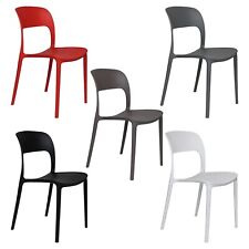 Sedia NEW Omega in Polipropilene Moderne Design Impilabile