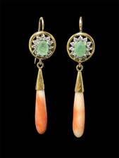 Orecchini Pendenti In Corallo