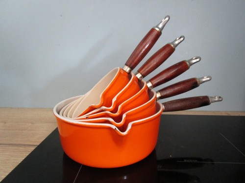 Casseroles avec bec - 5, verseur