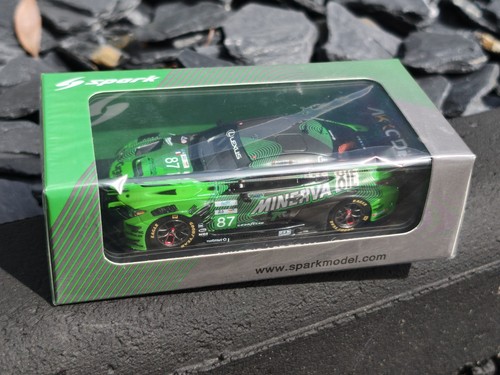 Lexus 87 akkodis lmgt3 - rc,