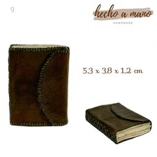 Libro miniatura cuero