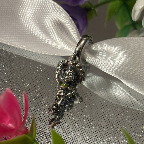 Pandora disney toy - 💖, story
