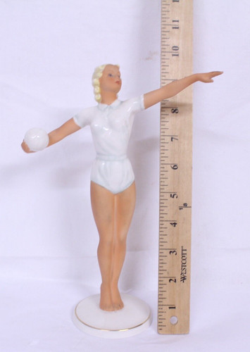 Statuina porcellana ragazza