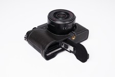 Custodia mezza fotocamera vera