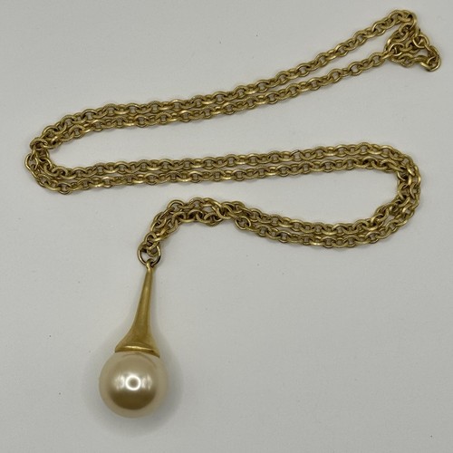 Collana con ciondolo - ,