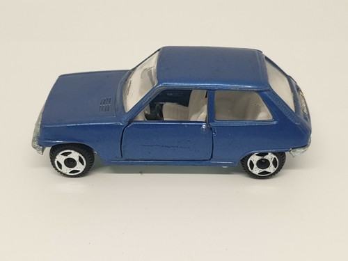 Macchina polistil renault - macchina,