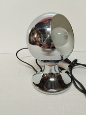 Lampada da tavolo magnetica