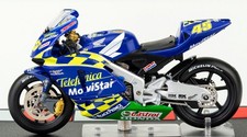 Honda RC211V Colin Edwards 2004 Scala 1:24 Modellino Classe MotoGP Numero 45