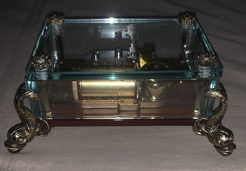 Music box vintage reuge - box, glass
