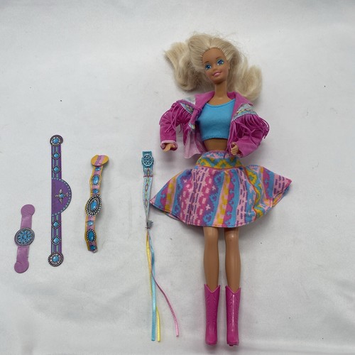 Vintage western fun barbie - fun,