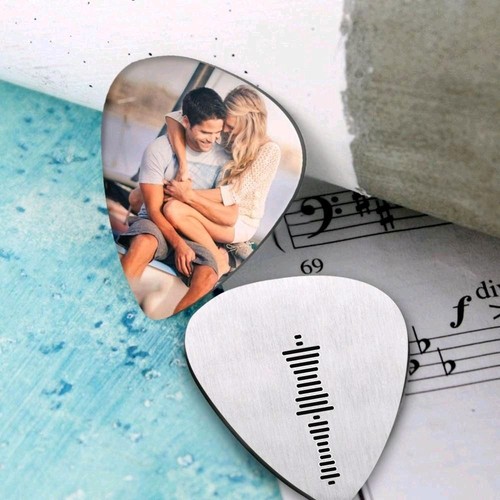 Plettro chitarra musicale