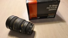Sigma 15-30 mm f/3.5-4.5 EX DG asferico, per Canon