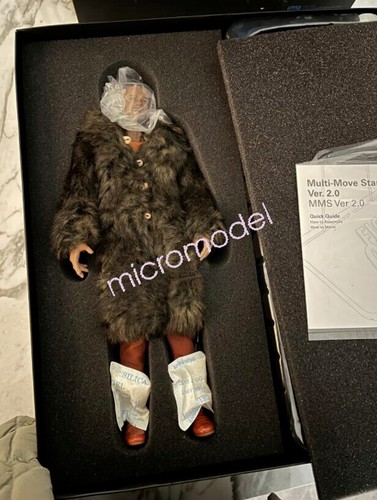 Modellino action figure