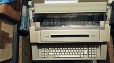 OLIVETTI MACCHINA PER SCRIVERE