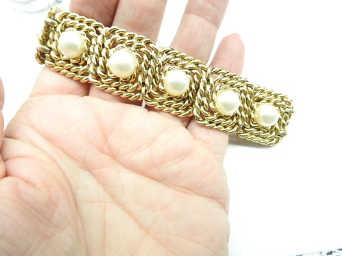 Bracciale metà secolo bianco