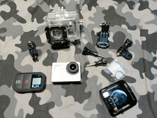 Action Cam GOPRO Hero3 completa di accessori e telecomando.